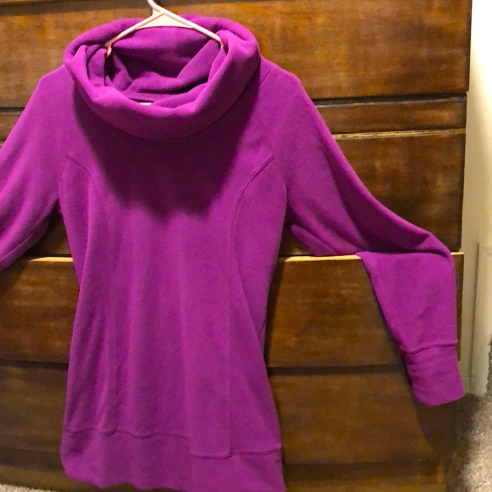 Cowl neck Columbia tunic length plush sweatshirt, M, VGUC